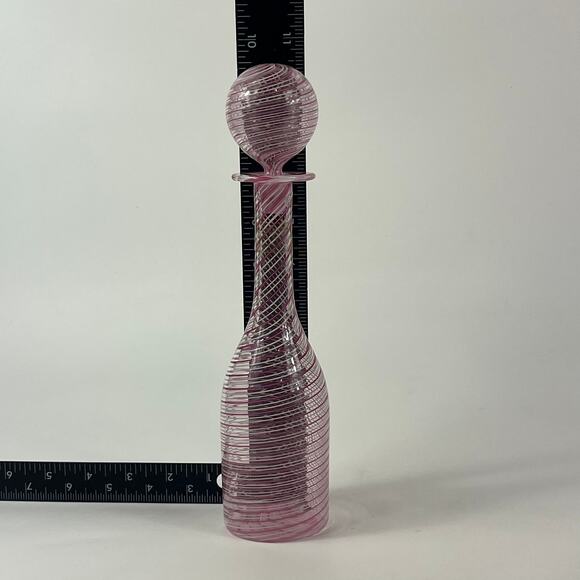 Murano Filigrana Stoppered Vase Mouth Blown White Pink Striped Art Glass Signed - Picture 9 of 11